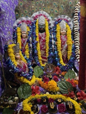 Ram Darbar idols: Rama, Sita, Lakshmana and Hanuman